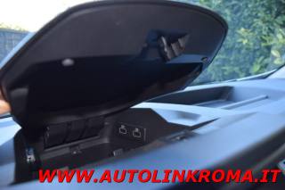 RENAULT Express usata, con USB