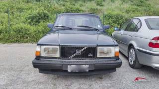 VOLVO 240 usata 2