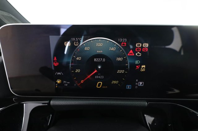 MERCEDES-BENZ CLA usata 6