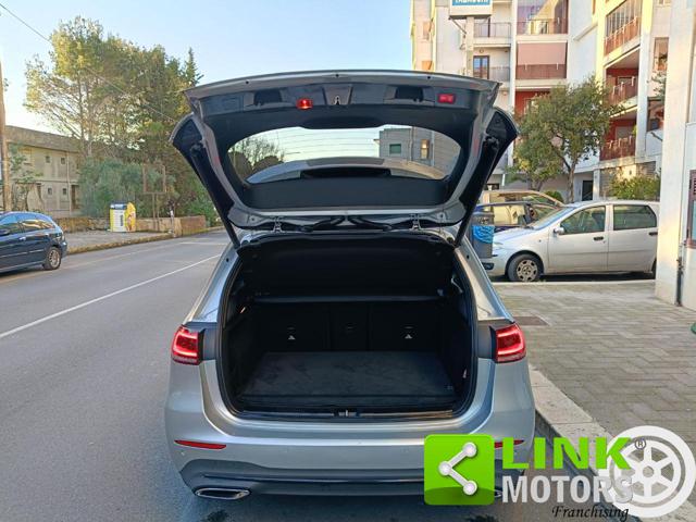 MERCEDES-BENZ B 180 usata, con Touch screen