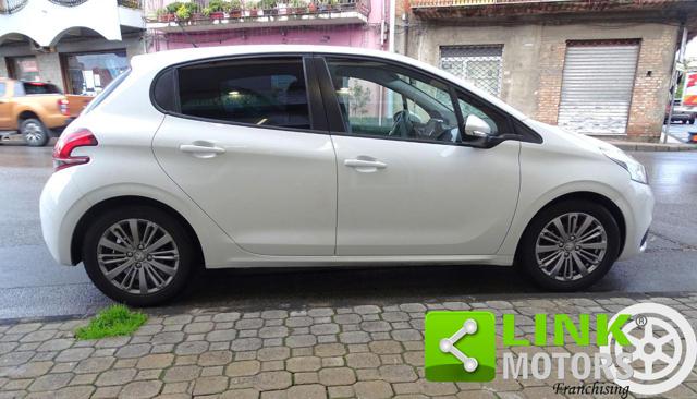 PEUGEOT 208 usata, con Airbag Passeggero