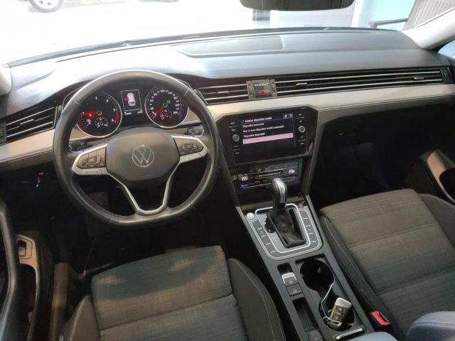 VOLKSWAGEN Passat Variant usata, con Autoradio