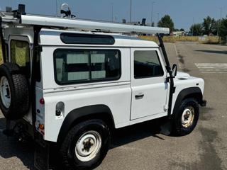 LAND ROVER Defender usata 13
