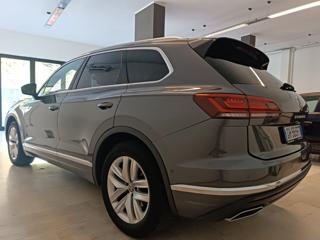 VOLKSWAGEN Touareg usata, con Alzacristalli elettrici