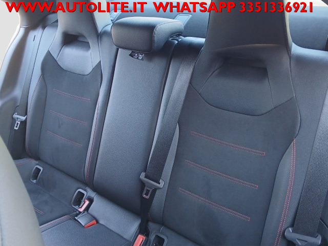 MERCEDES-BENZ CLA 180 usata, con USB