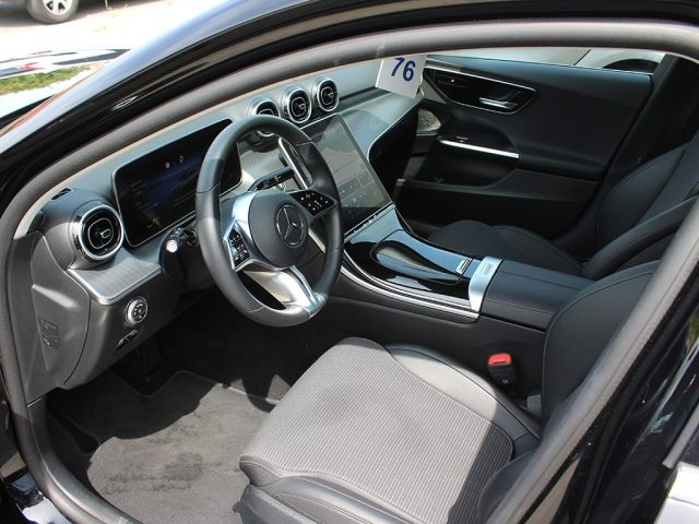 MERCEDES-BENZ C 200 usata, con Cerchi in lega