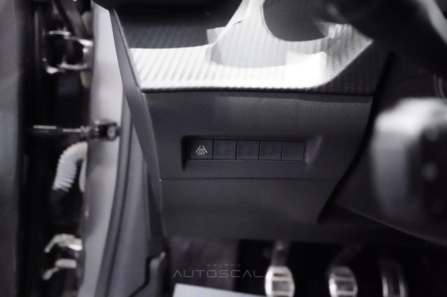 PEUGEOT 208 usata, con Cruise Control
