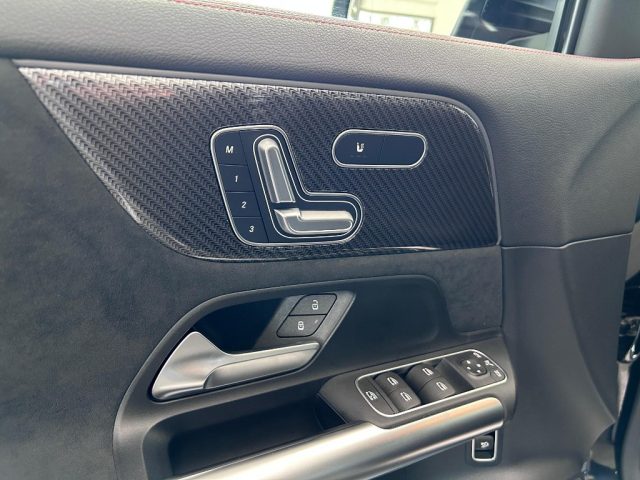 MERCEDES-BENZ GLA 200 usata, con Climatizzatore