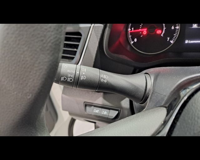 NISSAN Primastar usata, con Fari full-led