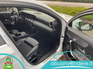 MERCEDES-BENZ A 180 usata, con Cronologia tagliandi