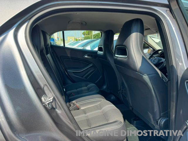 MERCEDES-BENZ GLA 200 usata, con Cronologia tagliandi
