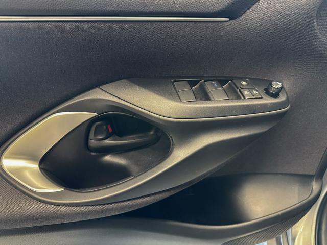 TOYOTA Yaris usata, con Controllo automatico clima