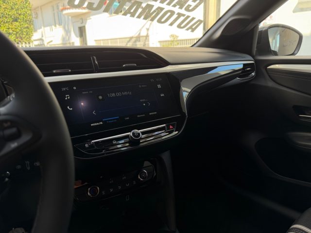 OPEL Corsa usata, con Autoradio digitale