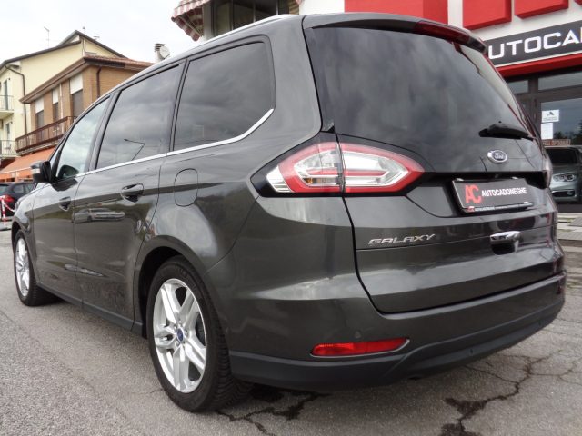 FORD Galaxy usata, con Autoradio