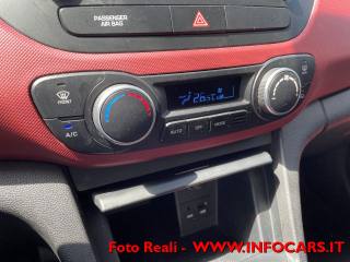 HYUNDAI i10 usata, con Sensori di parcheggio posteriori