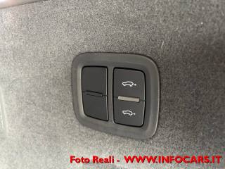 PORSCHE Cayenne usata, con Autoradio digitale