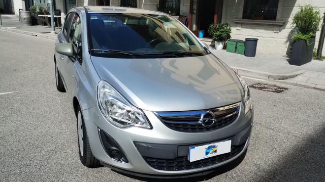 OPEL Corsa usata, con Specchietti laterali elettrici