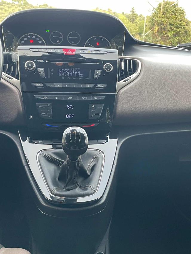 LANCIA Ypsilon usata, con Airbag testa