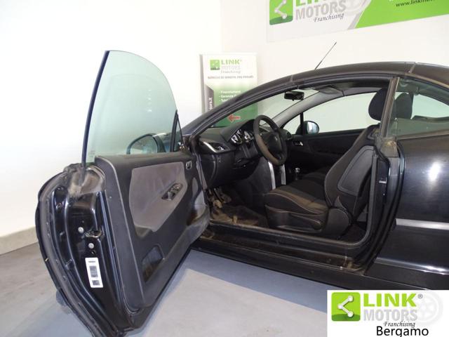 PEUGEOT 207 usata, con Park Distance Control