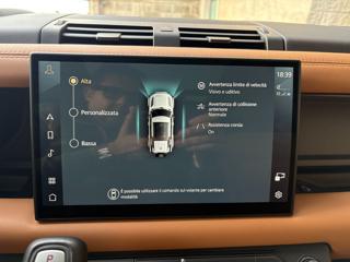 LAND ROVER Defender usata, con Autoradio digitale