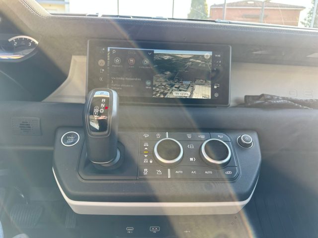 LAND ROVER Defender usata, con Cruise Control