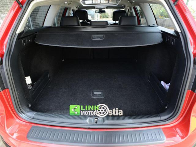 VOLKSWAGEN Passat usata 24