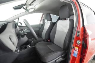 TOYOTA Yaris usata 8