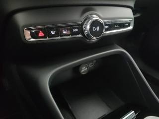 VOLVO XC40 usata, con USB