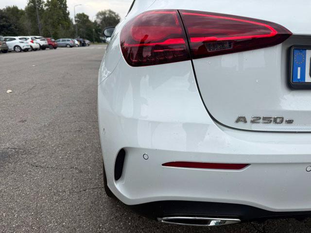 MERCEDES-BENZ A 250 usata, con Sensori di parcheggio anteriori