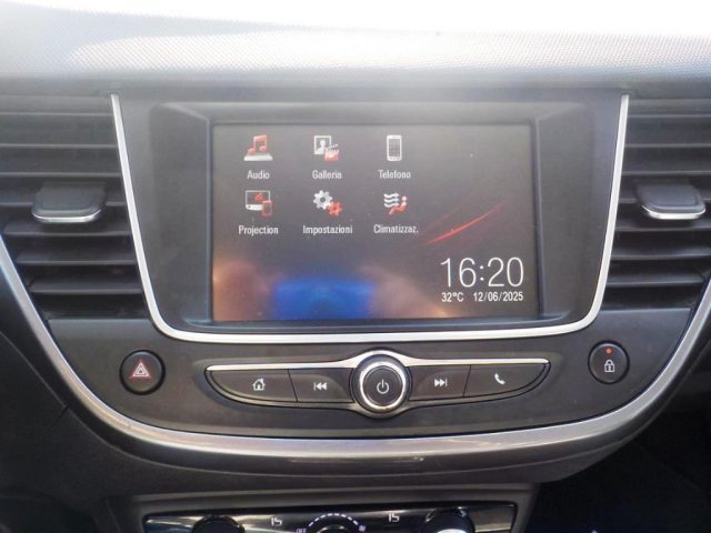 OPEL Crossland X usata, con MP3