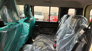 SUZUKI Jimny usata, con Bluetooth