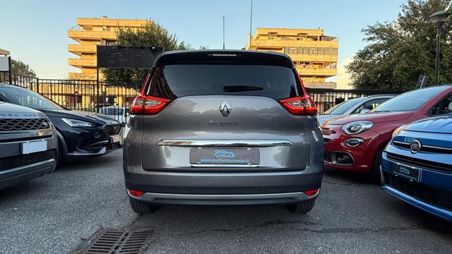 RENAULT Grand Scenic usata, con Volante in pelle