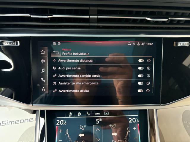 AUDI Q8 usata, con USB