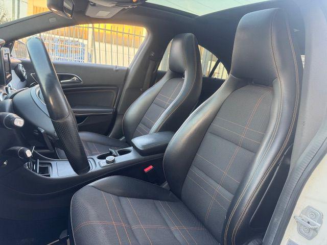 MERCEDES-BENZ CLA 220 usata, con Controllo automatico clima