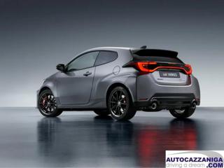 TOYOTA Yaris usata, con Airbag laterali