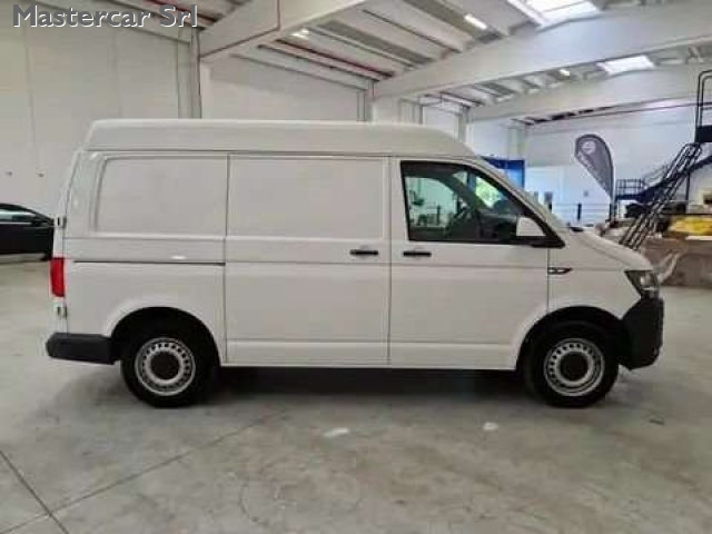 VOLKSWAGEN Transporter usata, con Autoradio