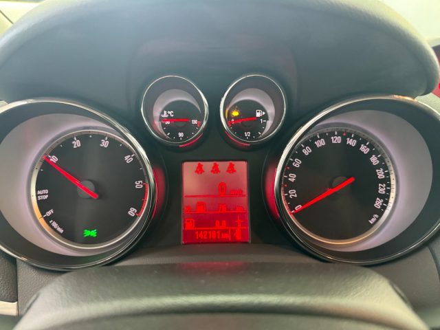 OPEL Mokka usata, con Bracciolo