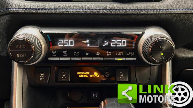 TOYOTA RAV 4 usata, con Regolazione elettrica sedili