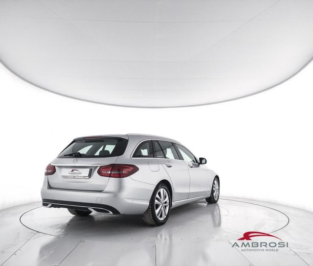 MERCEDES-BENZ C 200 usata 2