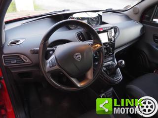 LANCIA Ypsilon usata, con Park Distance Control