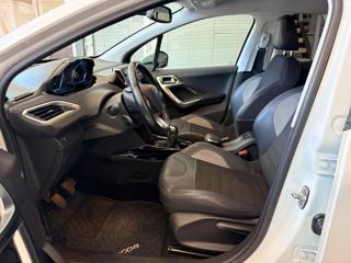 PEUGEOT 2008 usata, con Controllo trazione