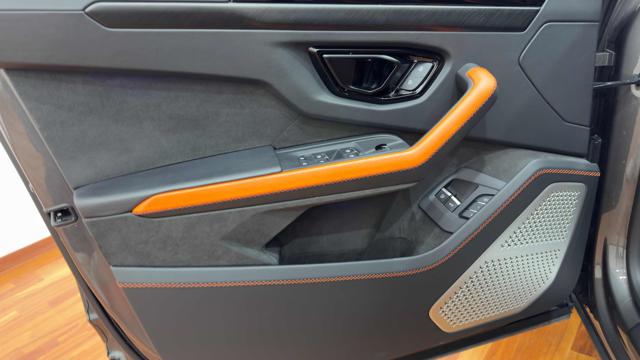 LAMBORGHINI Urus usata, con Cronologia tagliandi