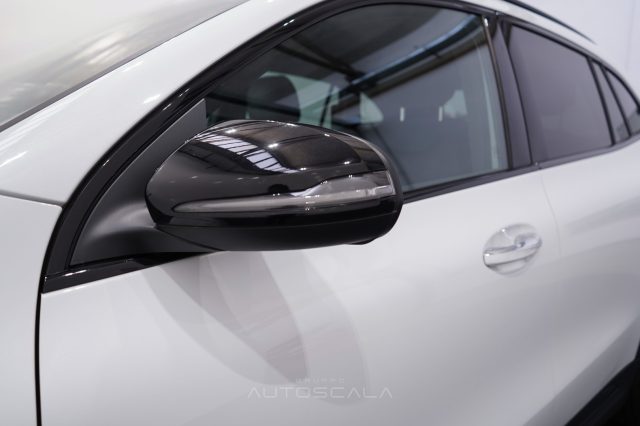 MERCEDES-BENZ GLA 200 usata 37