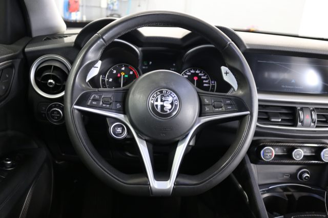 ALFA ROMEO Stelvio usata, con Sistema di navigazione
