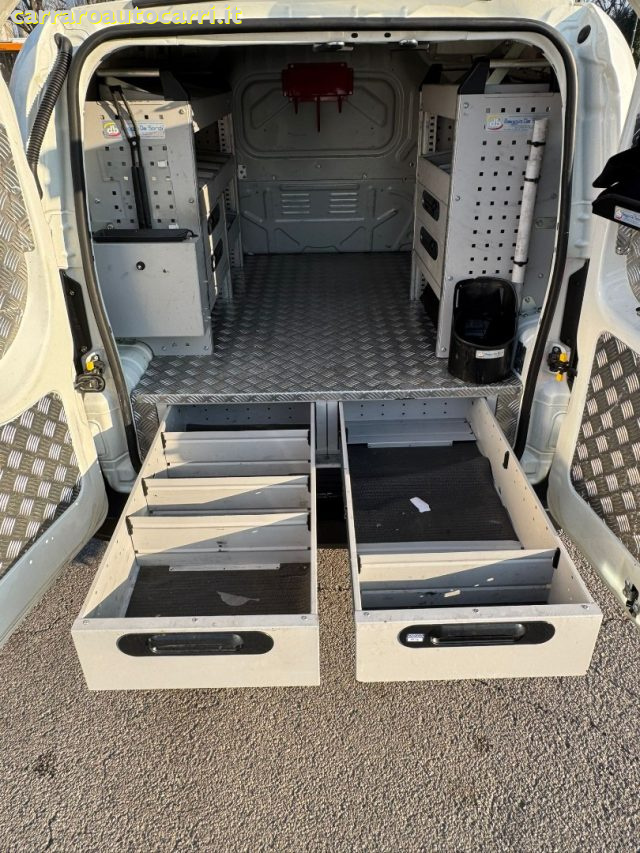 FIAT Fiorino usata, con Controllo trazione