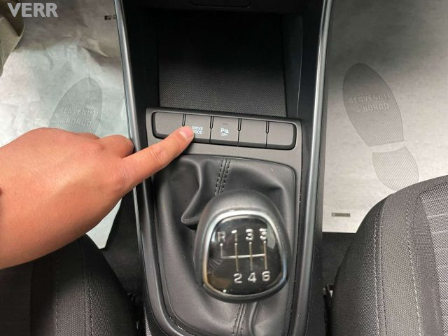 HYUNDAI i20 usata, con Sedile posteriore sdoppiato