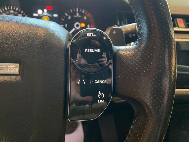 LAND ROVER Range Rover Velar usata, con Sedile posteriore sdoppiato