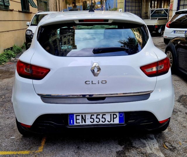 RENAULT Clio usata, con Autoradio