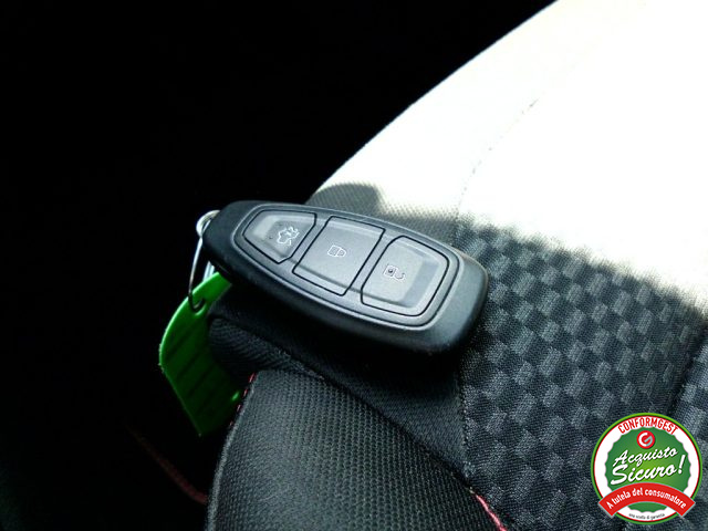 FORD Puma usata, con Touch screen