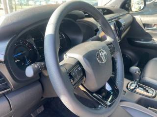 TOYOTA Hilux usata, con Sistema di navigazione